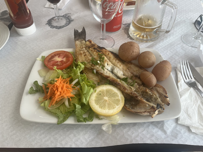 Avenida Manuel Remigio edifício Varandas da Nazaré Loja n 30 2450_106 Nazaré _ Portugal AR, R. Branco Martins 5, 2450-106 Nazaré