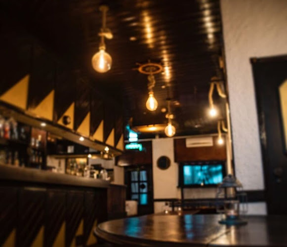 Praça dos Mártires da Liberdade 11, 2840-487 Seixal