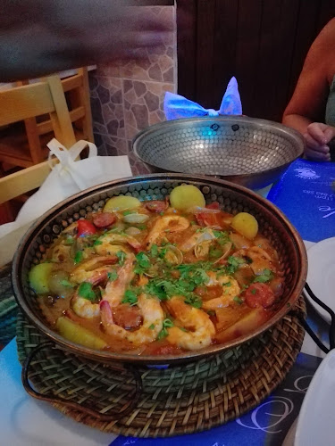 Comments and reviews of O Alcaide