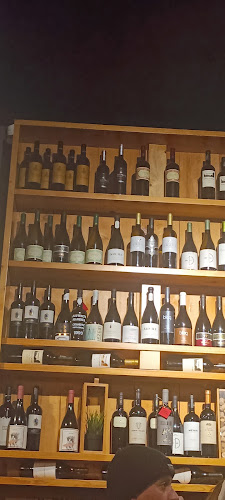 Av. Dr. Sá Carneiro lote 4 loja 1A, 2350-536 Torres Novas