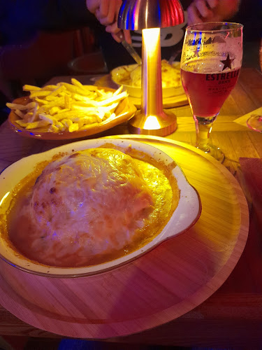Barril Avenida (francesinha da Pita) - Gastronomia e hotelaria