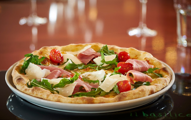 R. Duque de Palmela 32, 1250-098 Lisboa