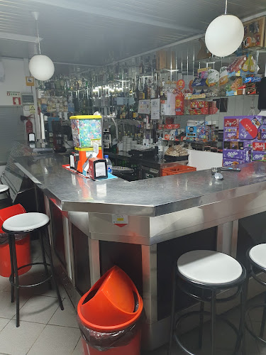 Opinii despre CAFÉ DO SANTOS în Caldas da Rainha - Gastronomia e hotelaria