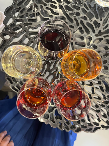 Av. de Ramos Pinto 276, 4400-261 Vila Nova de Gaia