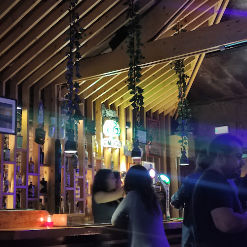 Opinii despre Egas Surf bar în Leça da Palmeira - Gastronomia e hotelaria