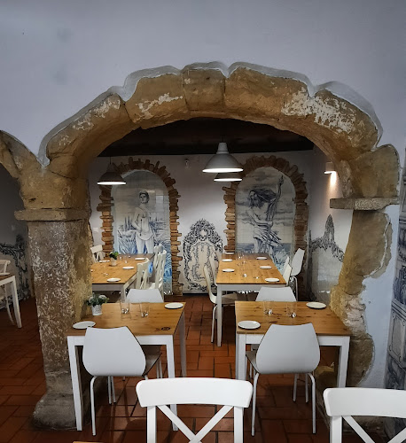 Vila Adentro - Gastronomia e hotelaria