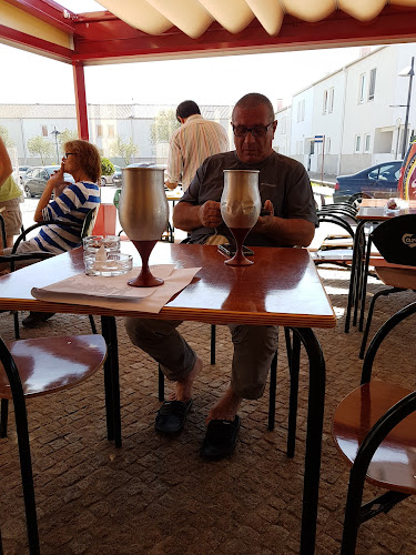 Macedo's Bar - Rates