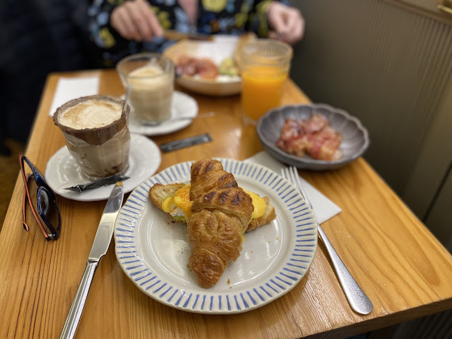 Opinii despre Mercador Café & Brunch în Porto - Gastronomia e hotelaria