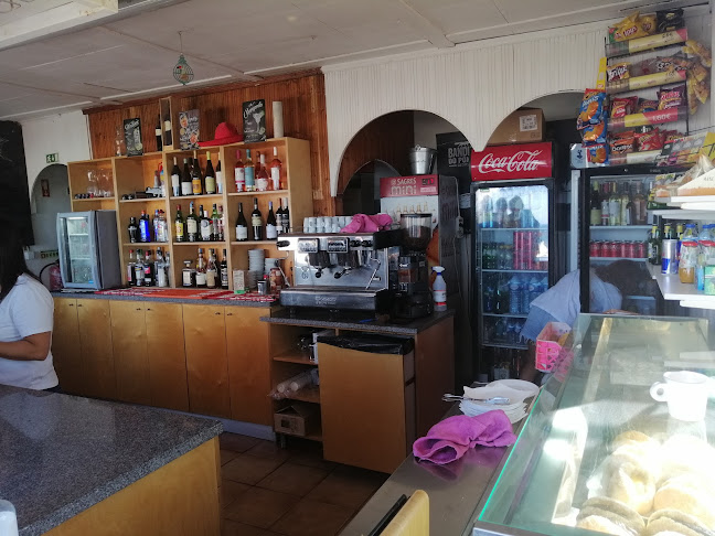 O Golfinho Restaurante Bar Phone number