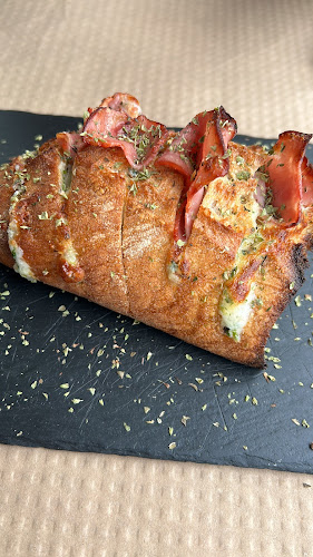 Pizzaria Forno D'Ouro TÁBUA - Gastronomia e hotelaria