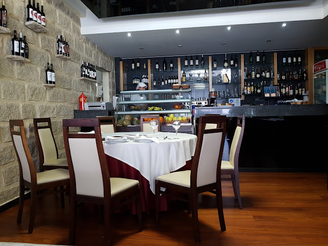 Av. António Santos Leite 265, 4470-142 Maia