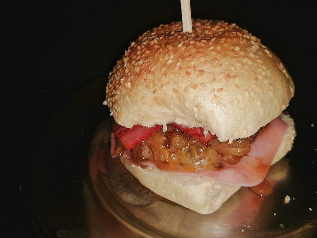 HD Bar to Be Wild - Gastronomia e hotelaria