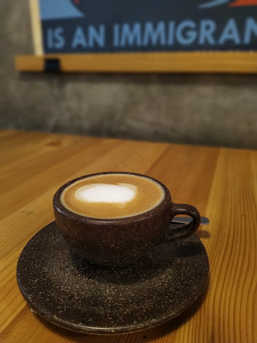 Comentarii opinii despre Cafetaria Mesa 325