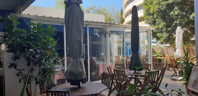 Olympus Hotel, Av. da Marina 18 loja 18, 8125-401 Quarteira