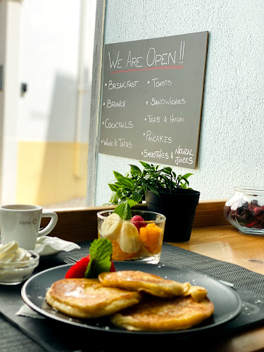 Comments and reviews of Elas Café