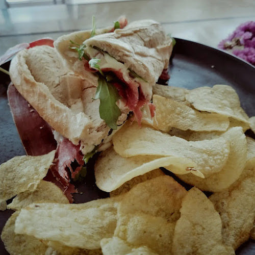 Café Pastelaria Sítio do costume - Gastronomia e hotelaria