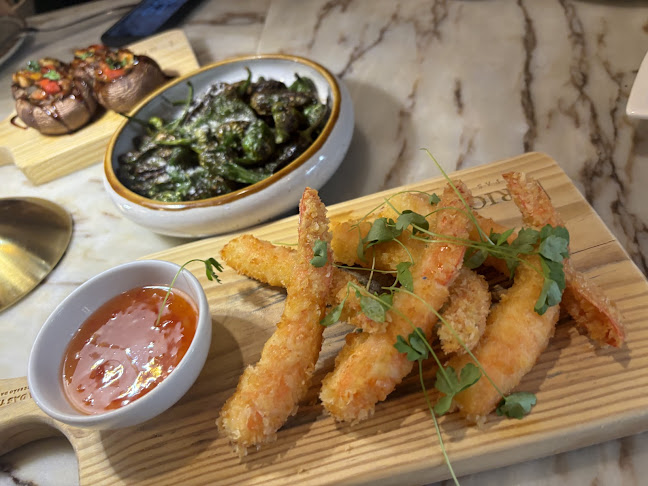 Rio's Tapas & Bar - Gastronomia e hotelaria