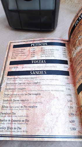 Café Pierrot (John's Place) - Buarcos