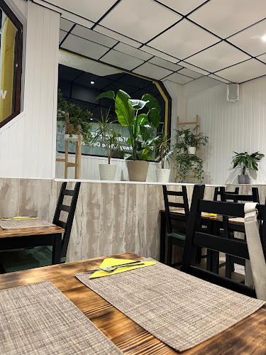 Tenis Pizza - Gastronomia e hotelaria