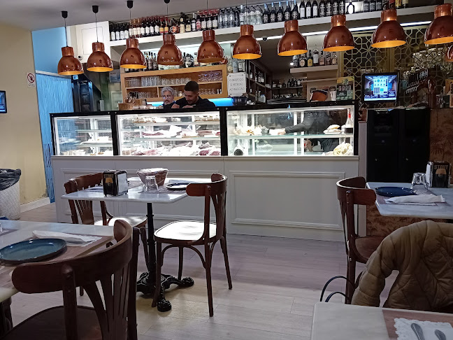 Comentarii opinii despre Apollo Caffé