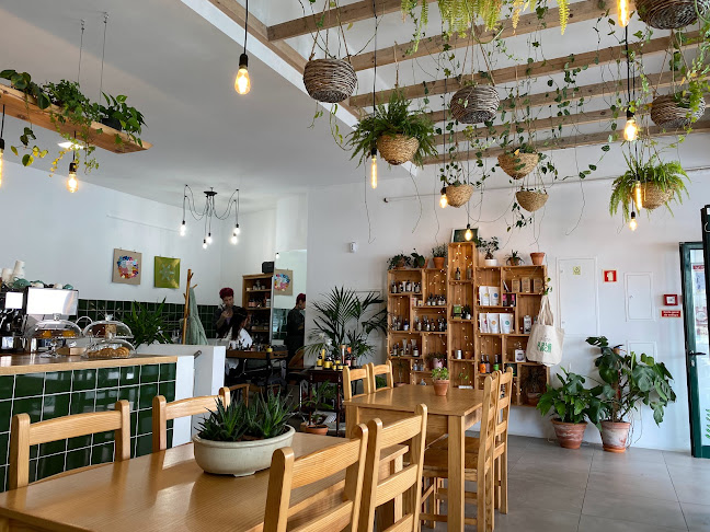 KAYA - Coffee & Brunch