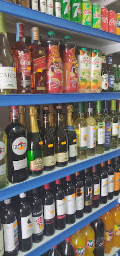 Mini Mercado Nogueiras - Évora