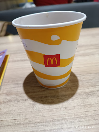 Comentarii opinii despre McDonald's - Gaia Fojo