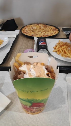Star Kebab & Pizza Tomar - Gastronomia e hotelaria
