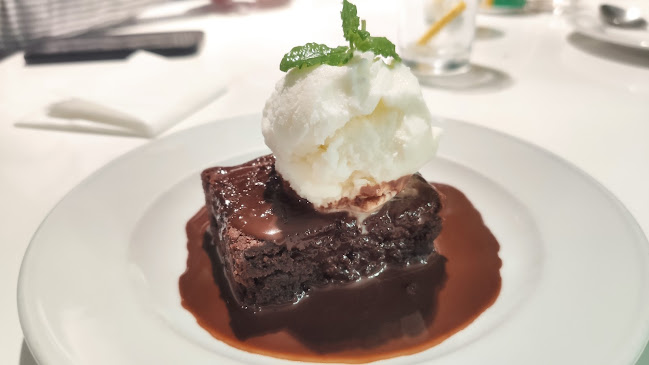 R. Pinheiro Chagas 48A, 1050-179 Lisboa