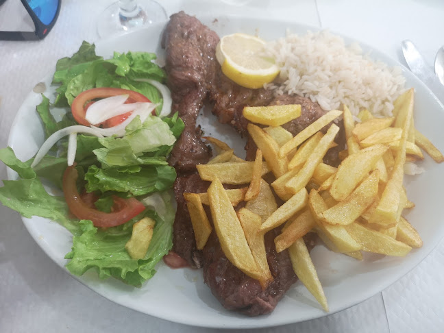 Café - Restaurante Alcides - Gastronomia e hotelaria