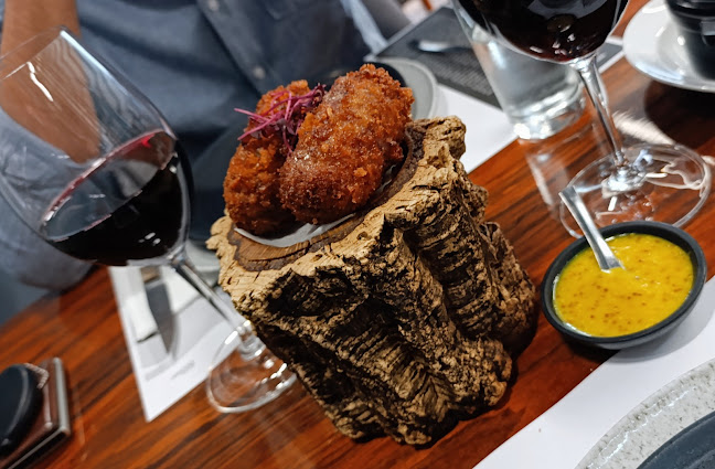 Largo Almeida Moreira 13, 3500-163 Viseu