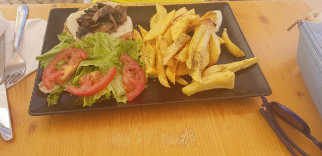 https://www.facebook.com/hamburgueriadabaixa/