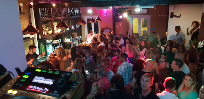 Best Cocktail Wine Bar - Moita