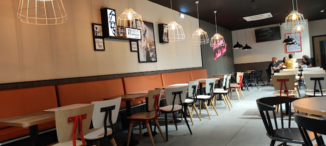 KFC Albufeira - Gastronomia e hotelaria