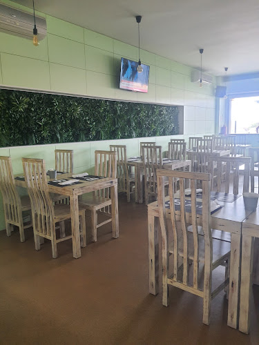 Opinii despre VA Avenida Restaurante Pizzaria în Costa da Caparica - Gastronomia e hotelaria