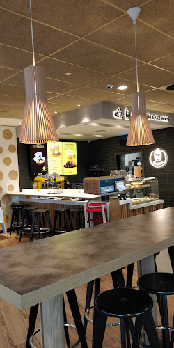 McDonald's Santo Tirso - Gastronomia e hotelaria