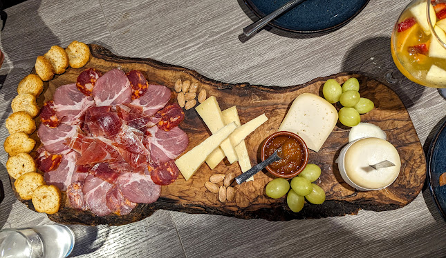 Grau Douro Tapas & Wine Bar - Gastronomia e hotelaria