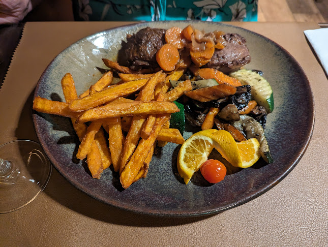 Atascado - taberna-restaurante