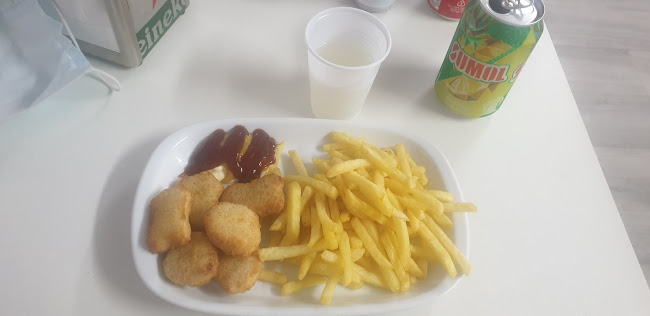 Av. Padre Inácio Antunes 18, 2475-102 Benedita