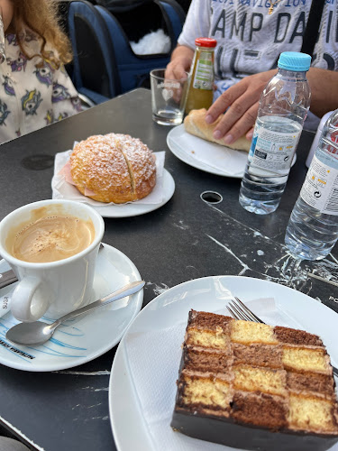 Reviews of Café Pastelaria Iceberg in Nazaré - Gastronomia e hotelaria
