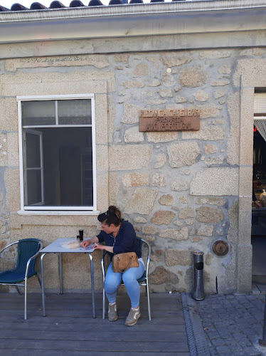 Praça 21 de Junho 12, 3400-370 Avô