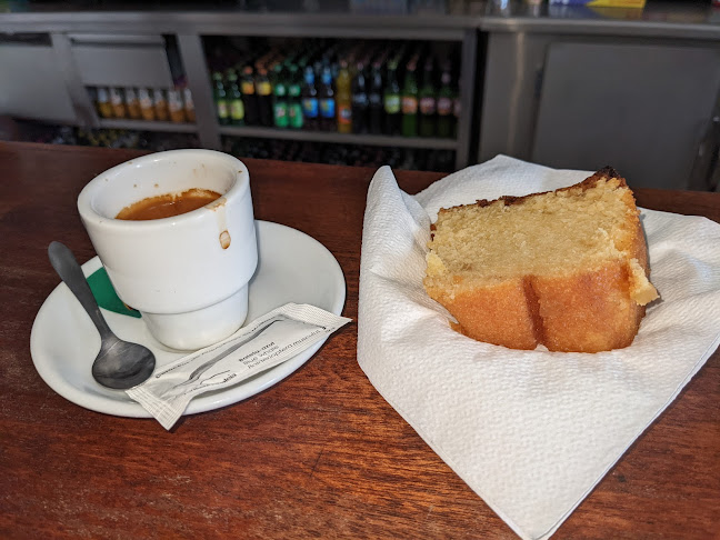 Opinii despre Minimercado Bar Lúcia în Funchal - Gastronomia e hotelaria