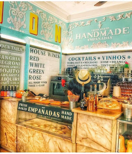 R. São Cristóvão 27, 1100-514 Lisboa