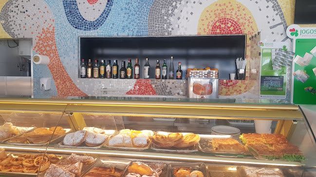 Opinii despre Cafetaria Batikanos în Setúbal - Gastronomia e hotelaria