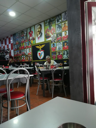 Opinii despre Casa Benfica Entroncamento în Entroncamento - Gastronomia e hotelaria