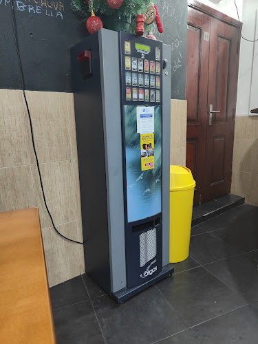 Rua dos Caldeireiros 7, Porto