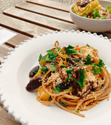 Comentarii opinii despre Raiz - O Vegetariano do Bairro