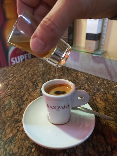 Cafe Québec - São Pedro da Cova