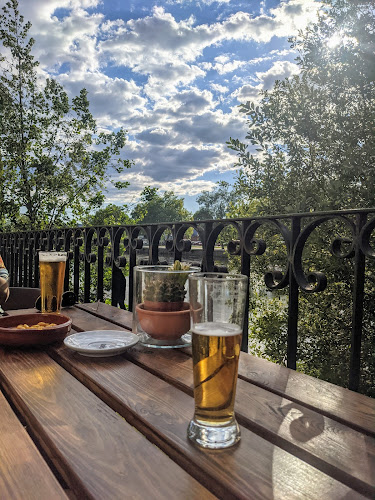 Cavaquinho - Gastronomia e hotelaria