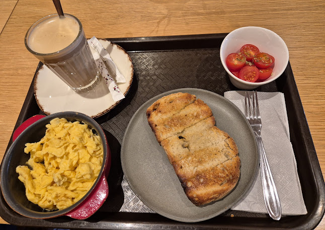 Comentarii opinii despre Pão Café e Companhia, Lda